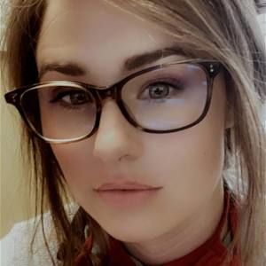 Meet your Posher, Nicole